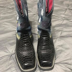 Ariat women’s size 8 boots